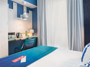 The Deck Hotel by HappyCulture