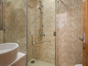 Royal Hotel Nha Trang