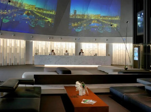 Отель Barcelona Airport