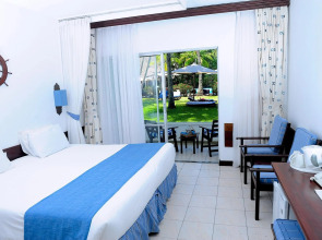 Voyager Beach Resort