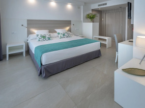 Olympus Palace Hotel