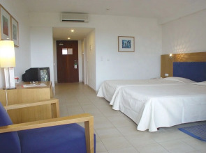 Alfamar Beach & Sport Resort