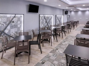 Hotel Serhs Oasis Park