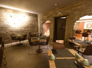 Design Plus Bex Hotel