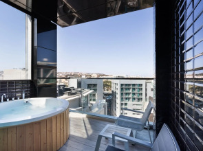 Hugo's Boutique Hotel - Adults Only