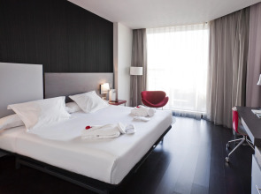 Отель ILUNION Atrium