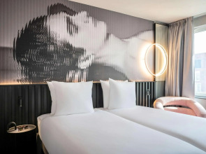 Tribe Amsterdam City