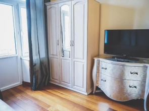 Пафос на Киевской