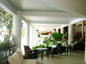 The Cha-am Methavalai Hotel