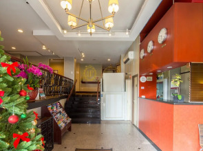 Prince Flushing Hotel