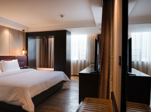 Paco Business Hotel Datang Metro Station