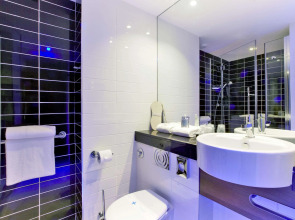 Holiday Inn Express Marseille Airport by IHG