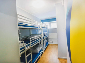 Via Limehouse - Hostel