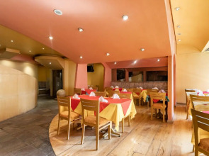 Capital O Andrade, Mexico City