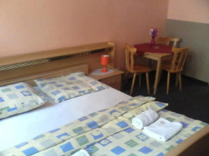 U Dvou Zlatych Klicu