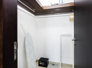 Lux BnB I 29 Burj BLVD I Pool Views