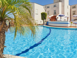 Отель Grand Hotel Villa Politi