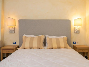 Hotel Baia Dei Faraglioni