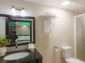 Seventh Heaven Hotel and High Bar