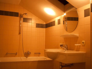 Gasthof Pension Falkeis