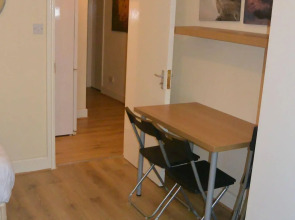 Stay In Vauxhall Guesthouse