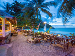 Bottle Beach 1 Resort