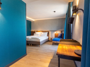 Unsölds Factory Hotel