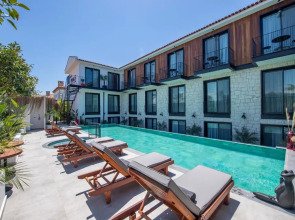 Primus Alacati Adult Only