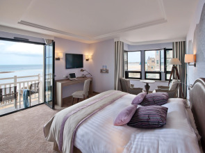 Hôtel Le Nouveau Monde