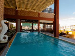 Seventh Heaven Hotel and High Bar