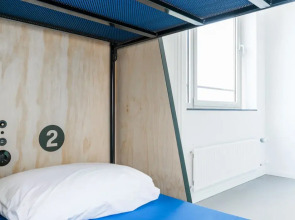 Via Amsterdam - Hostel