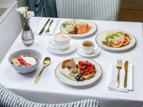 Room Mate Collection Isabella, Florence