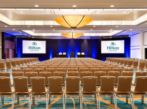 Hilton Miami Airport Blue Lagoon