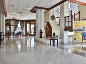 Gillieru Harbour Hotel