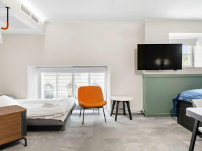 Best Western Hotel at 108