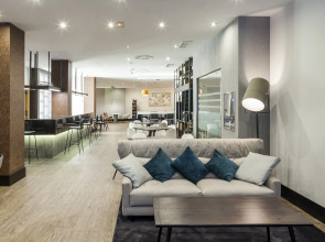 Отель Ilunion Bilbao