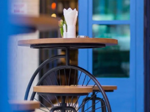 Neptuna Hotel by Maduzi