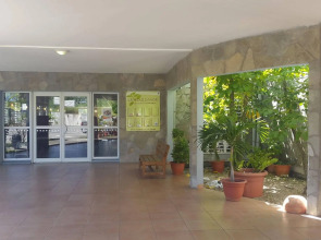 Centre International de Séjour - Hostel