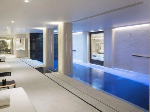 Hotel Le Narcisse Blanc & Spa