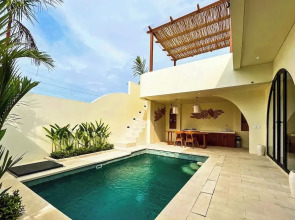 Esha Private Pool Villas by AGATA