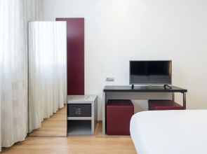 Hotel ILUNION Aqua 3