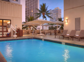 Hyatt Place Waikiki Beach