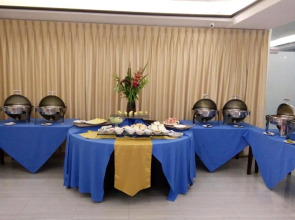 Southpole Central Hotel