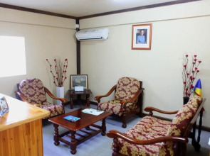 Lone Self Catering Apartment