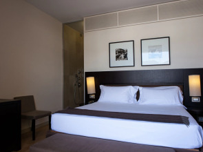 MarinaPlace Resort & Spa