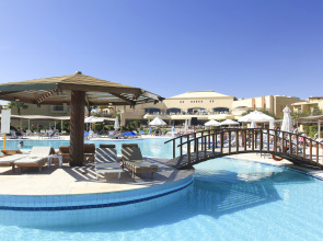 Three Corners Fayrouz Plaza Beach Resort