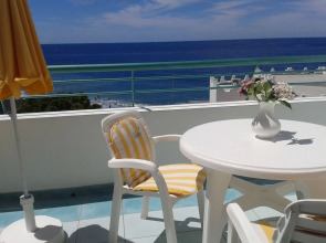 Apartamentos Playa Delphin