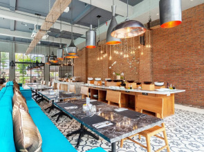 Swarga Suites Bali Berawa, Marclan Collection