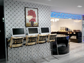 Top High Airport Link Hotel