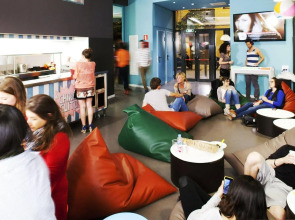 Latroupe Poblenou Beach